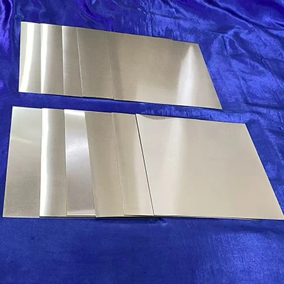 Foil de tàntal de gran puresa enviada a Malàisia